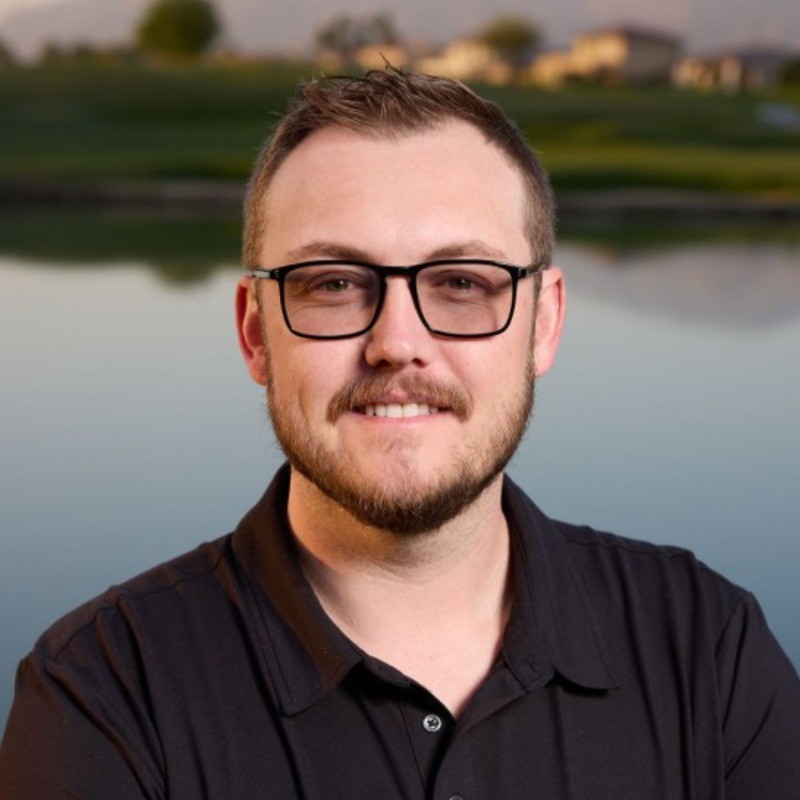 <subject>[headshot] image of a customer (for a web development agency)</subject>