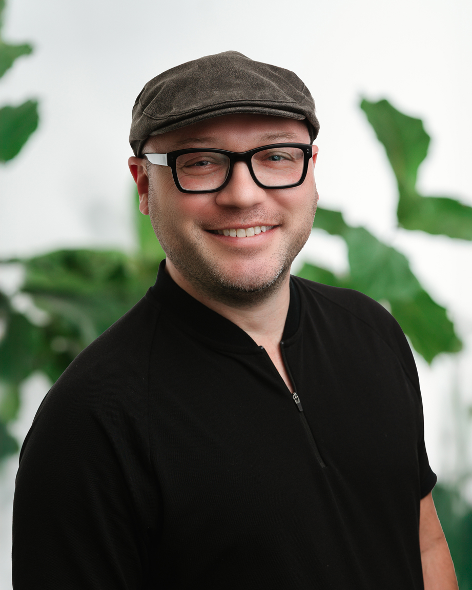 Headshot links to linkedin page.