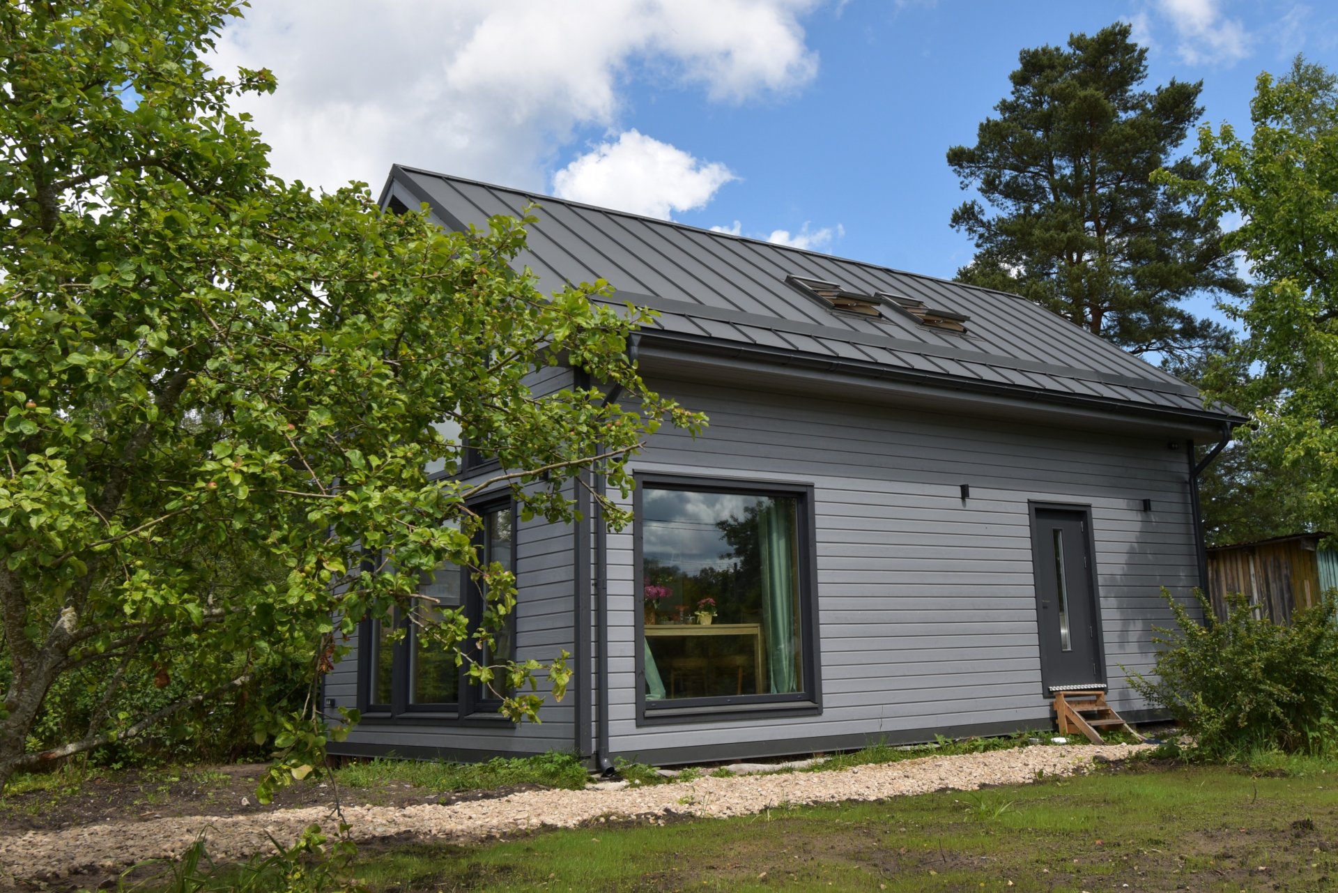 Property Gallery Main Image