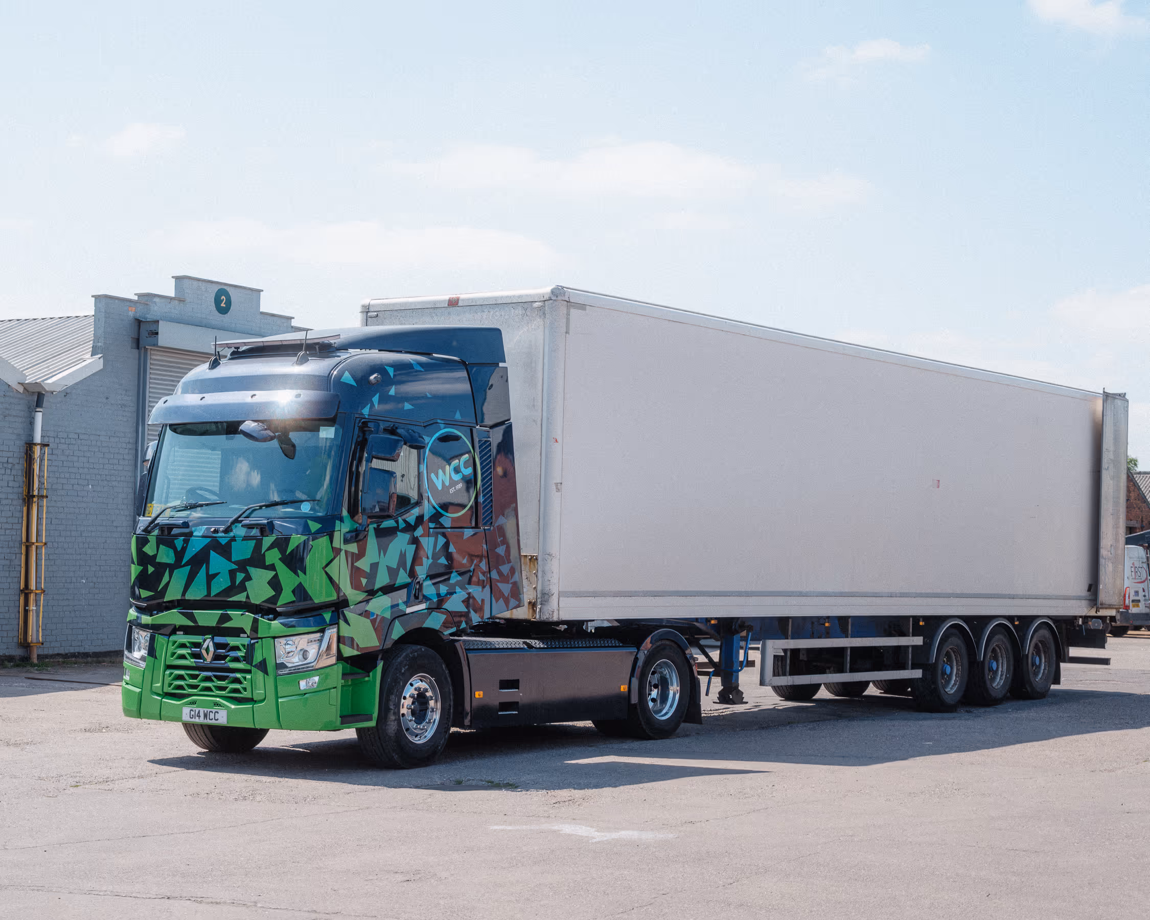 The WCC Renault HGV hauling a trailer.
