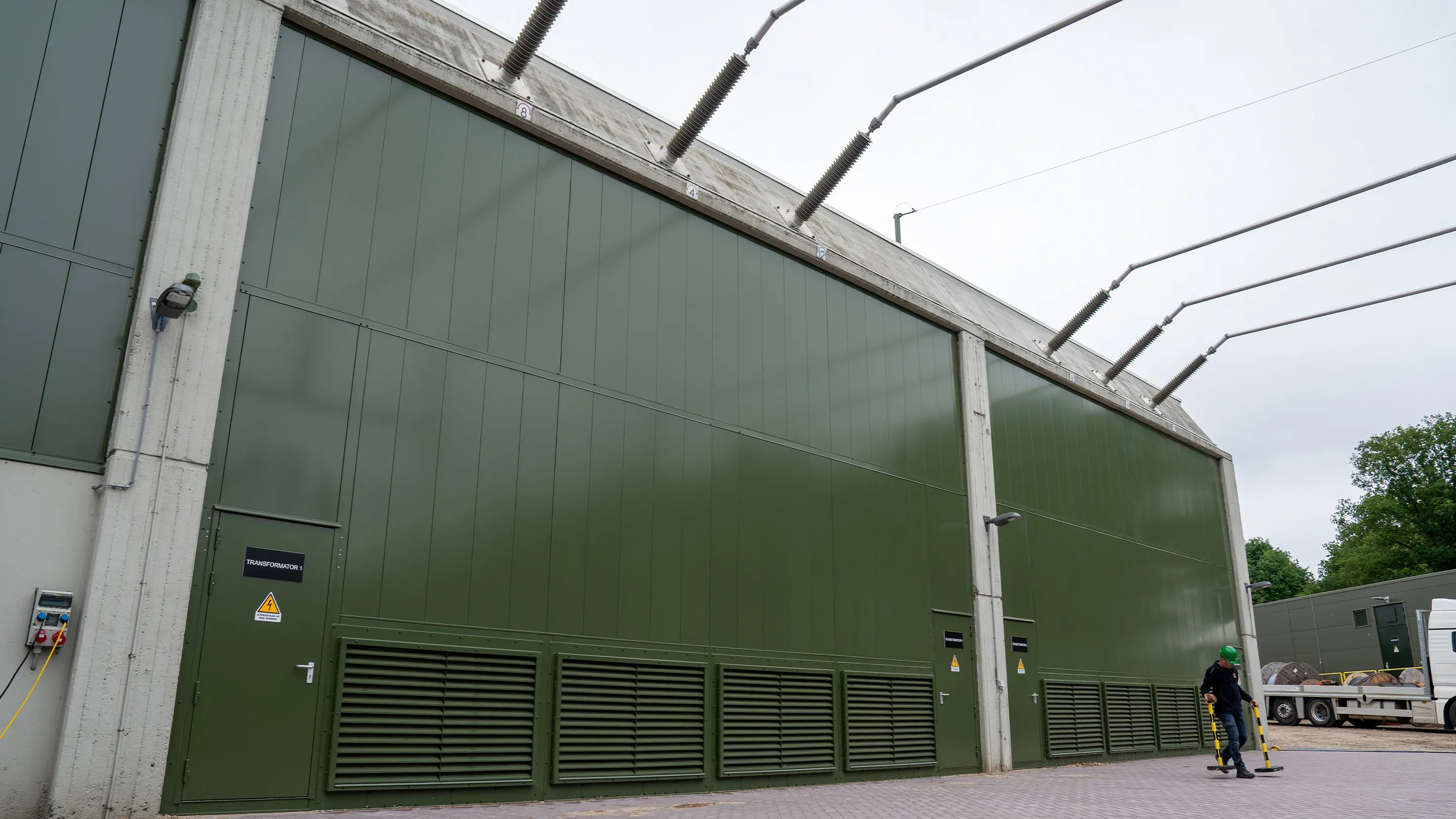 Noise control enclosure by Merford for Enexis in Gennep