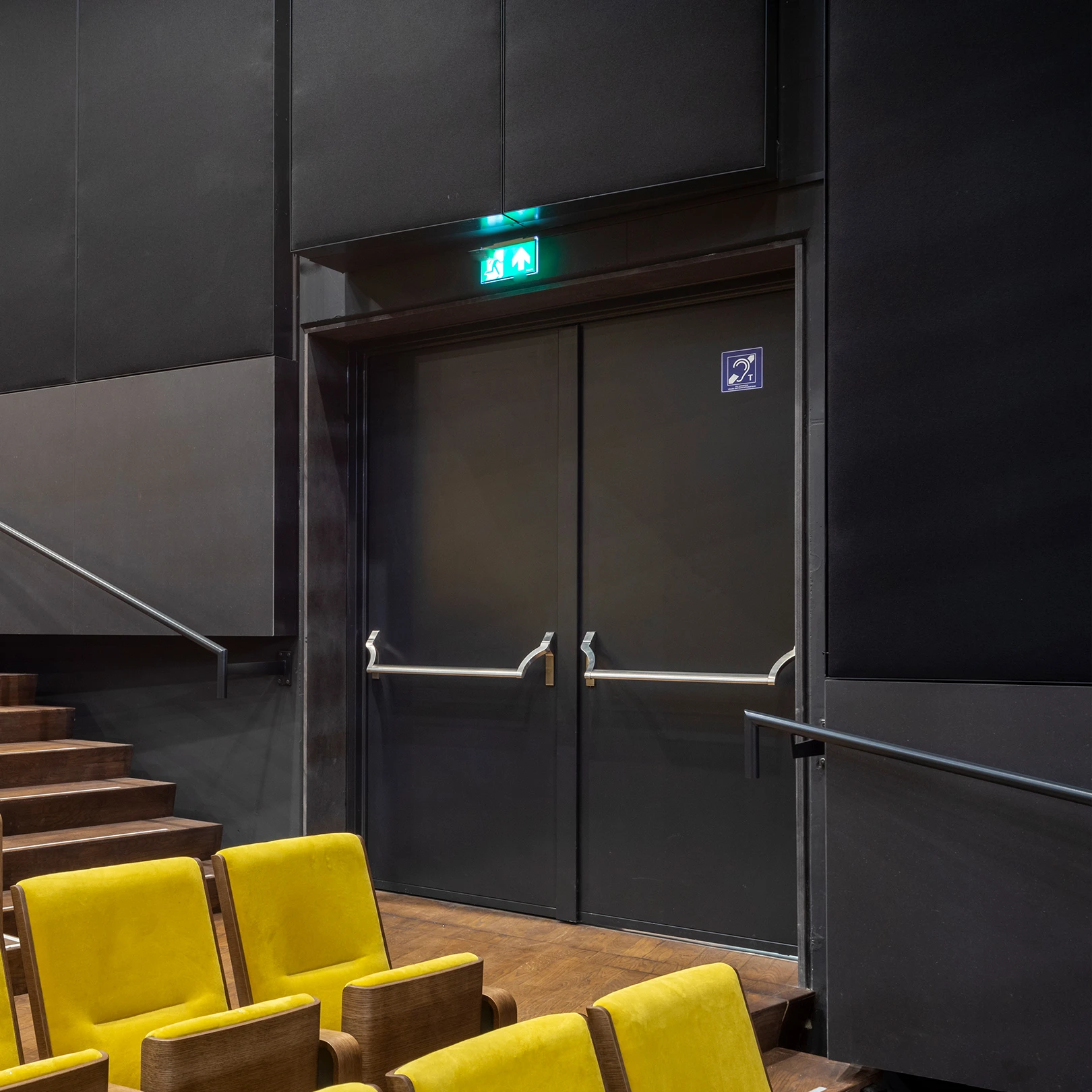 Merford M-series M56L door.