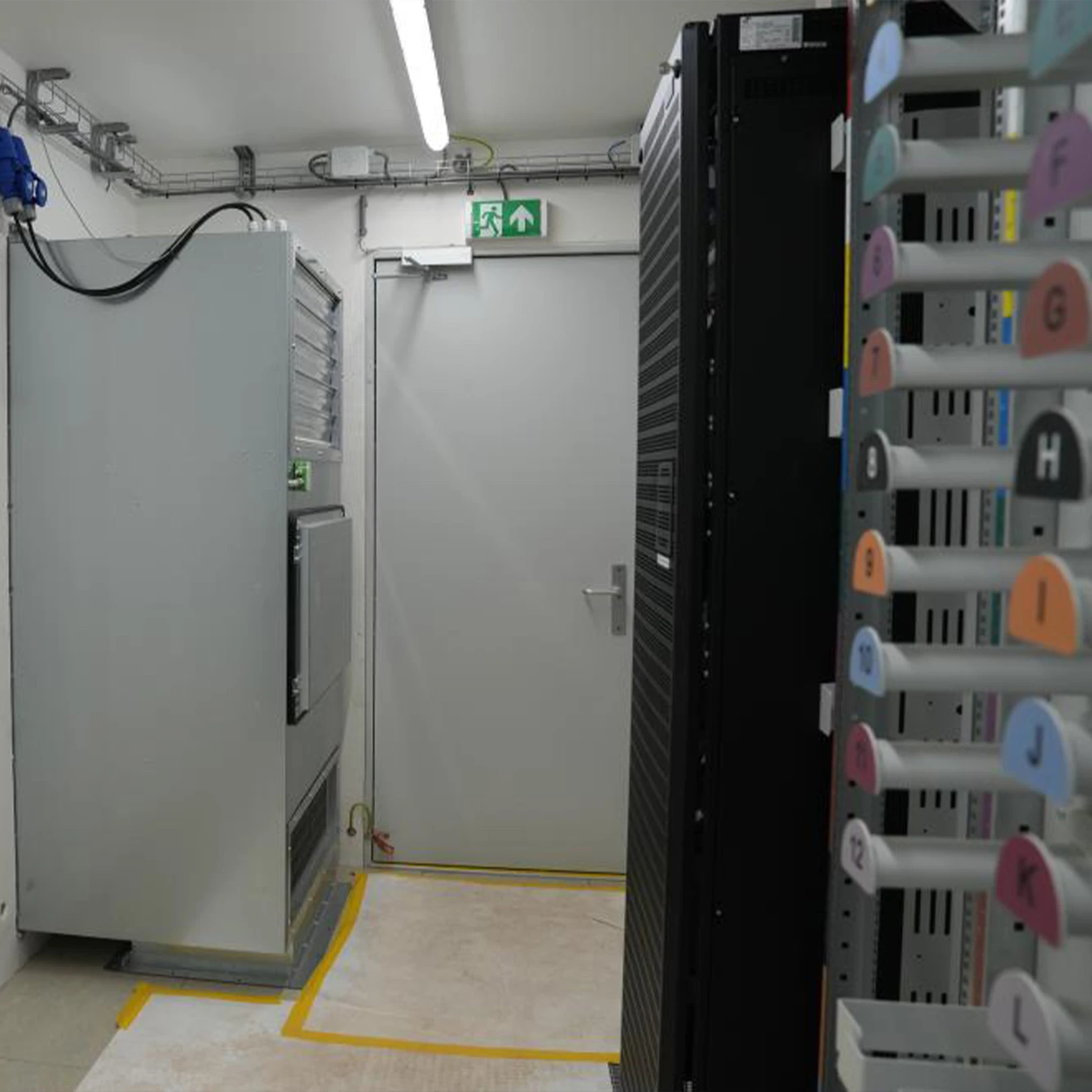 Inside look PoP station Spijkerman.