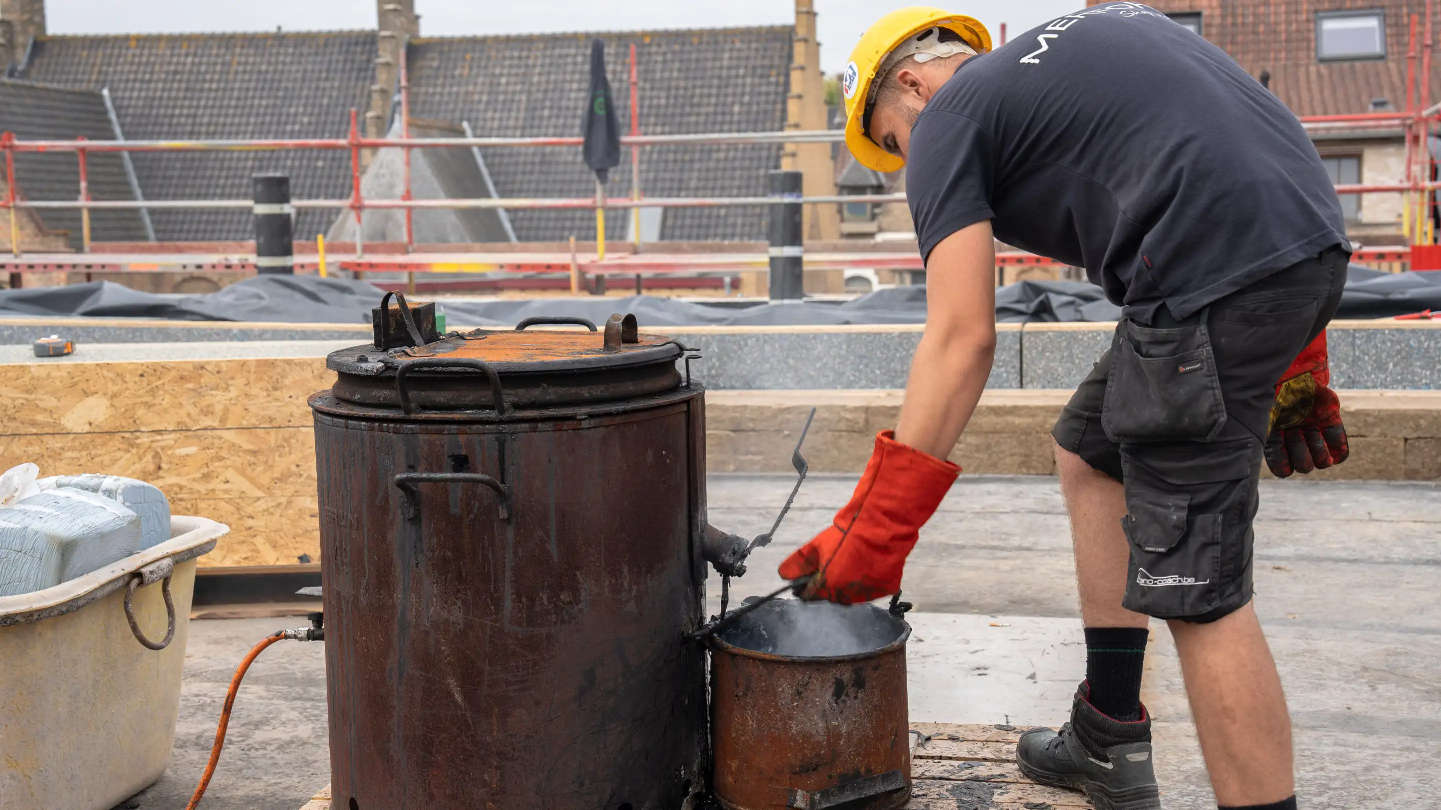 Bitumen roofing for Boterhalle in Diksmuide.
