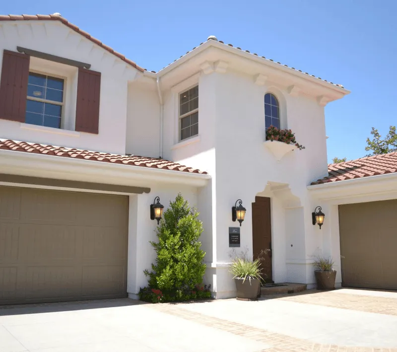 Sunbrook - A bright and breezy home featuring a screened lanai, pool, and updated interior finishes.