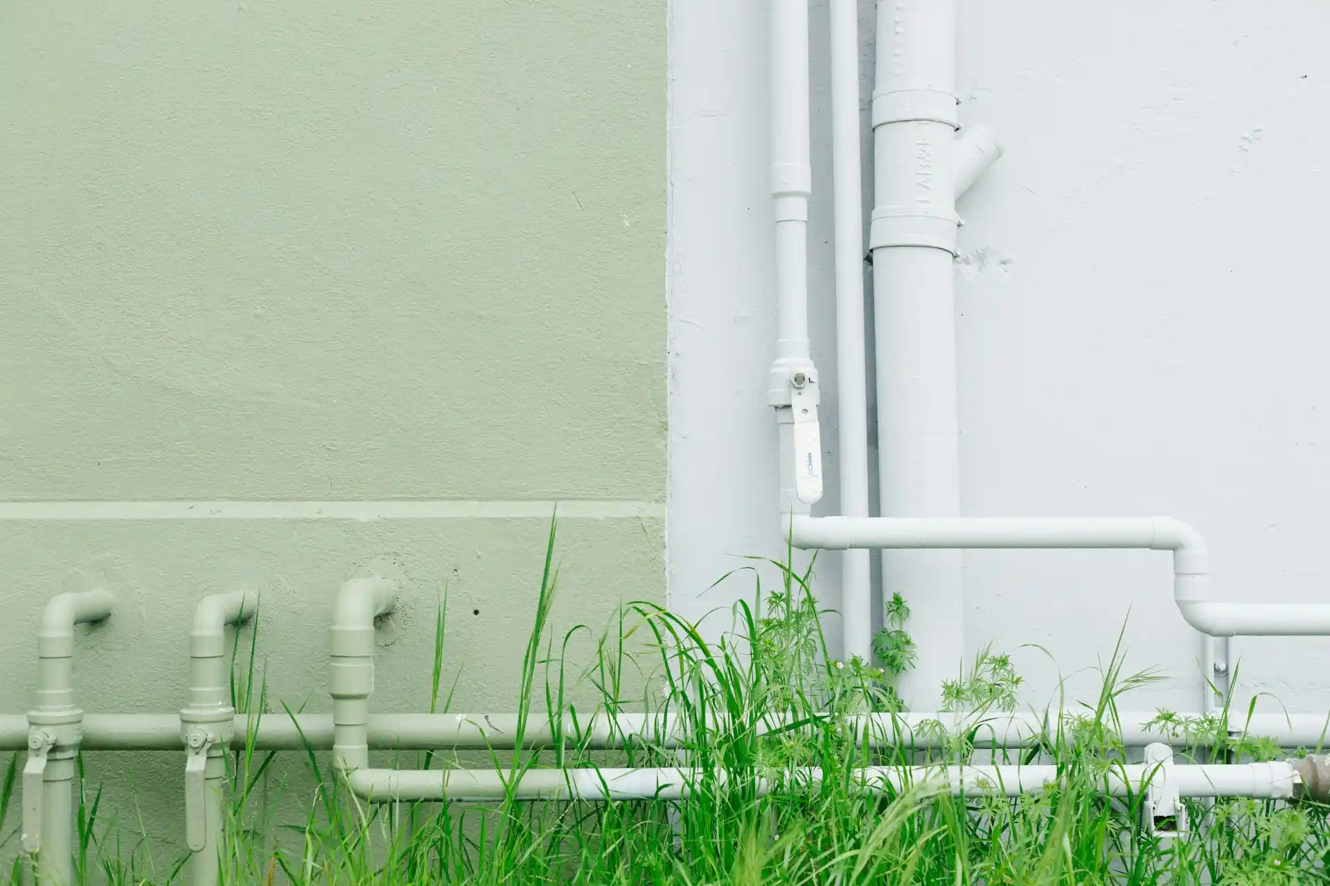 Immediate Steps to Take When Facing a Burst Pipe Repair