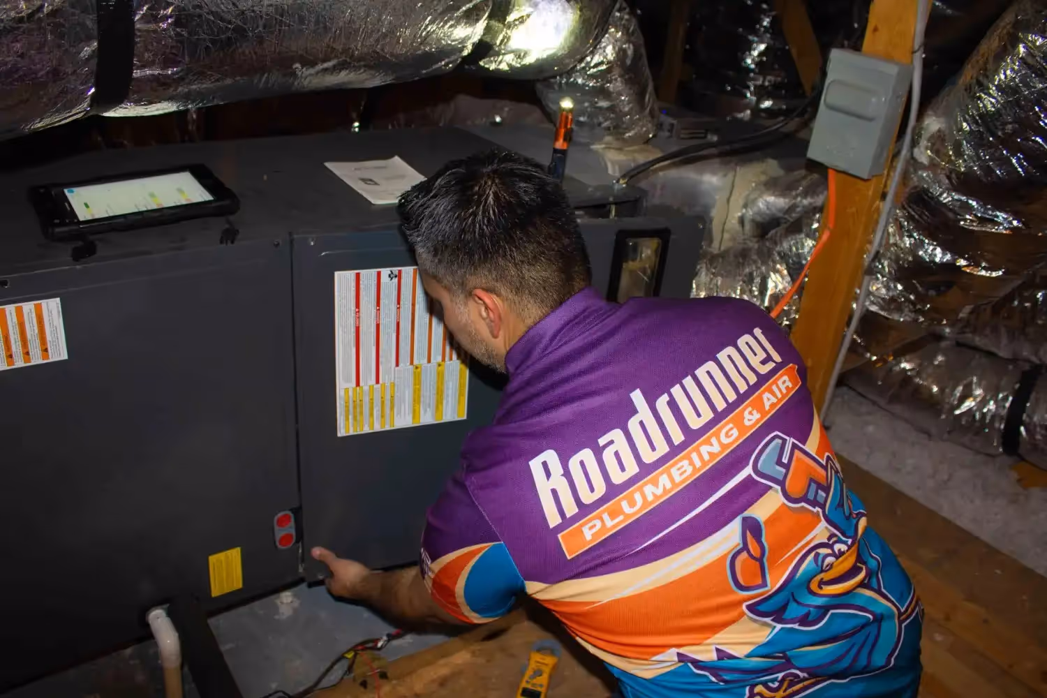 We deliver expert heating repair, installation, and maintenance services to keep your home warm, safe, and energy efficient—backed by fast response times and a 100% satisfaction guarantee.