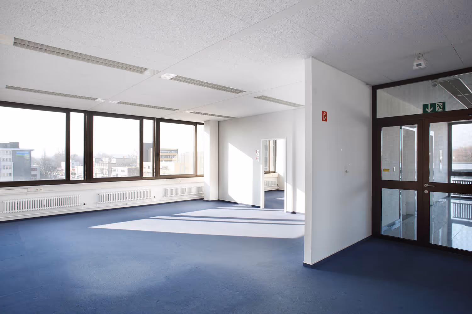 Ein geräumtes Büro nach einer Firmenauflösung von GRAVITAS.