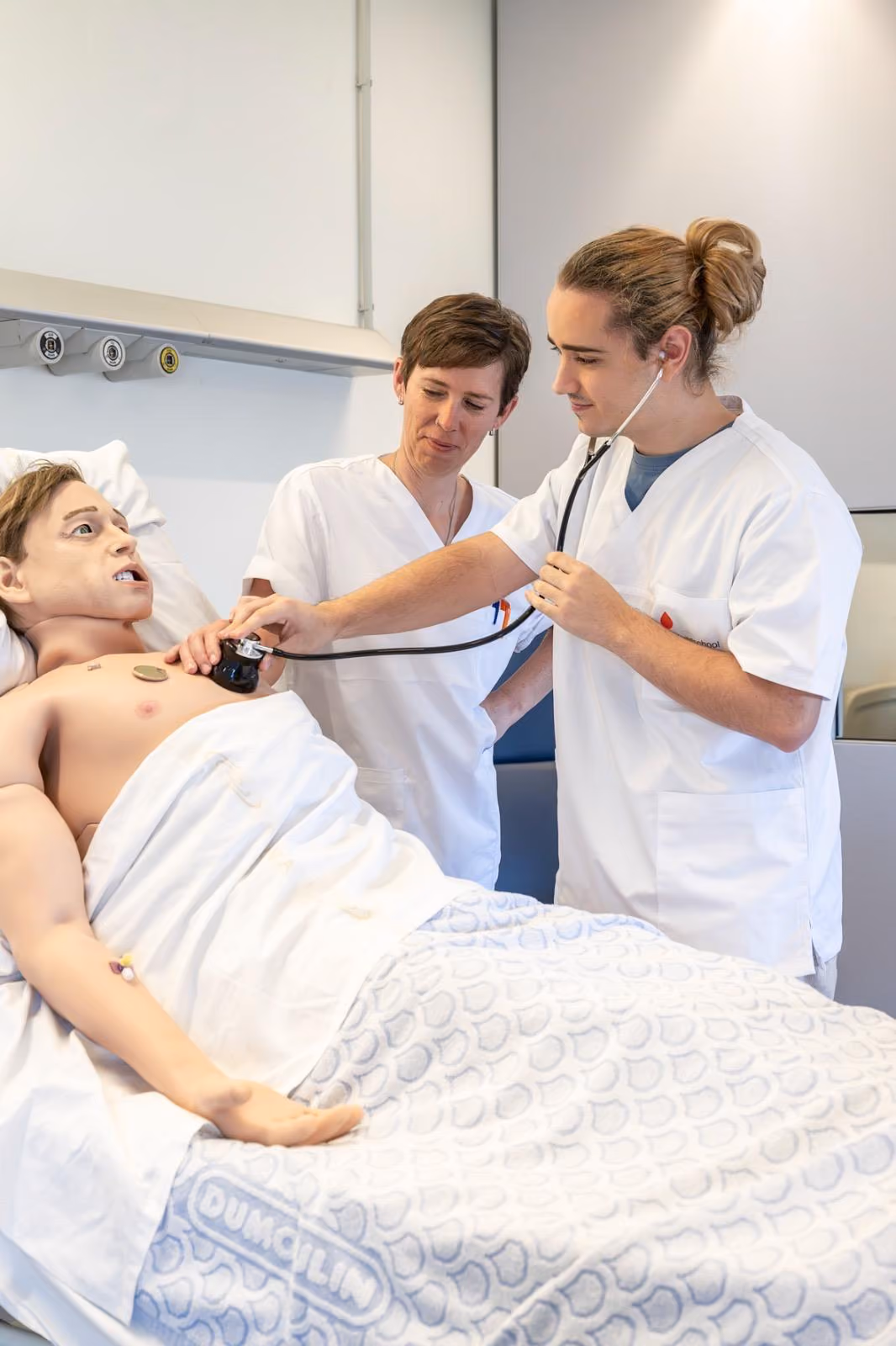 Leonardo Men Patient Simulation