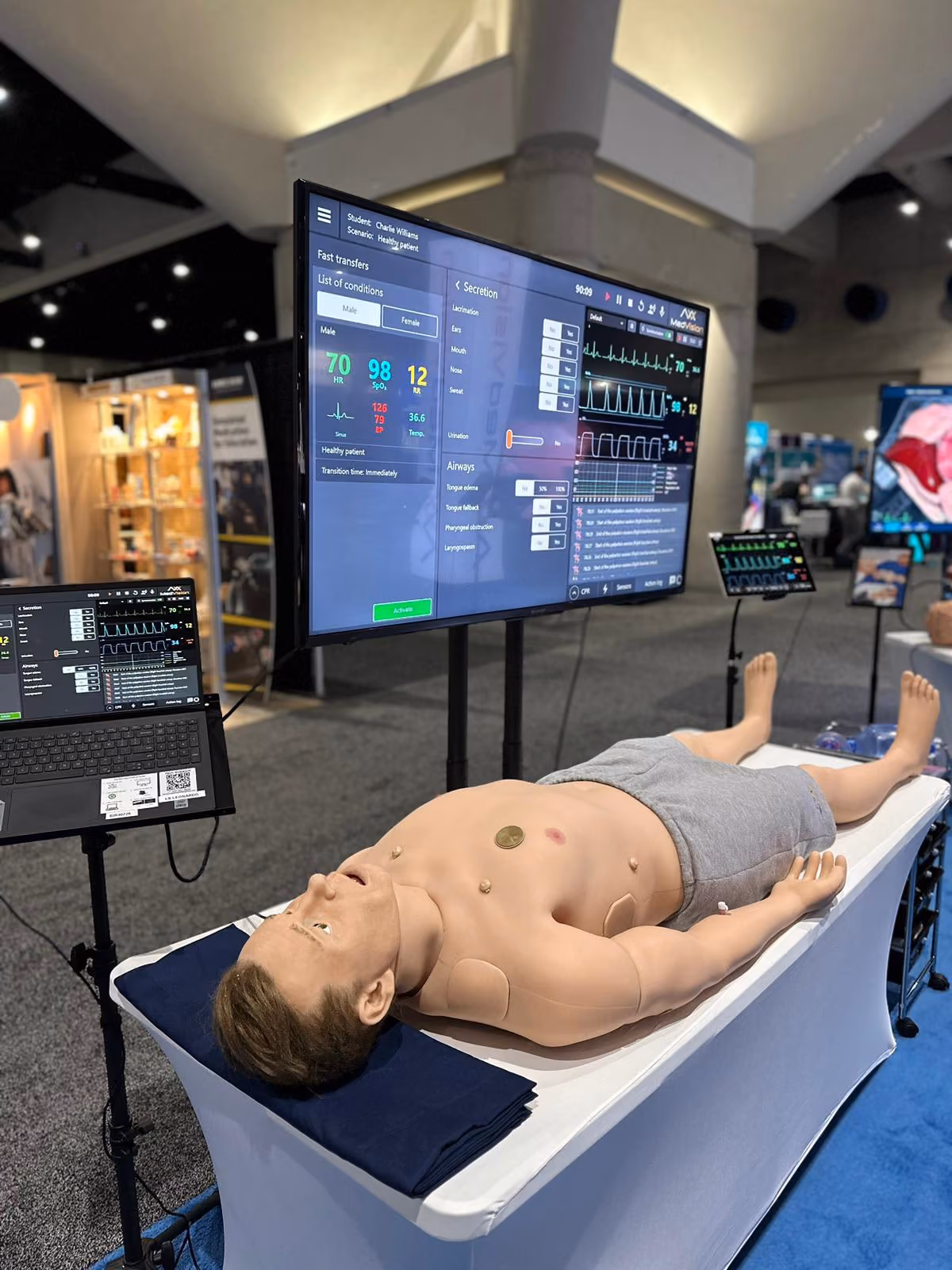 Leonardo Men Patient Simulation