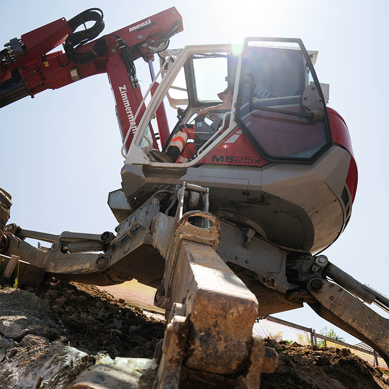 Bagger auf Baustelle