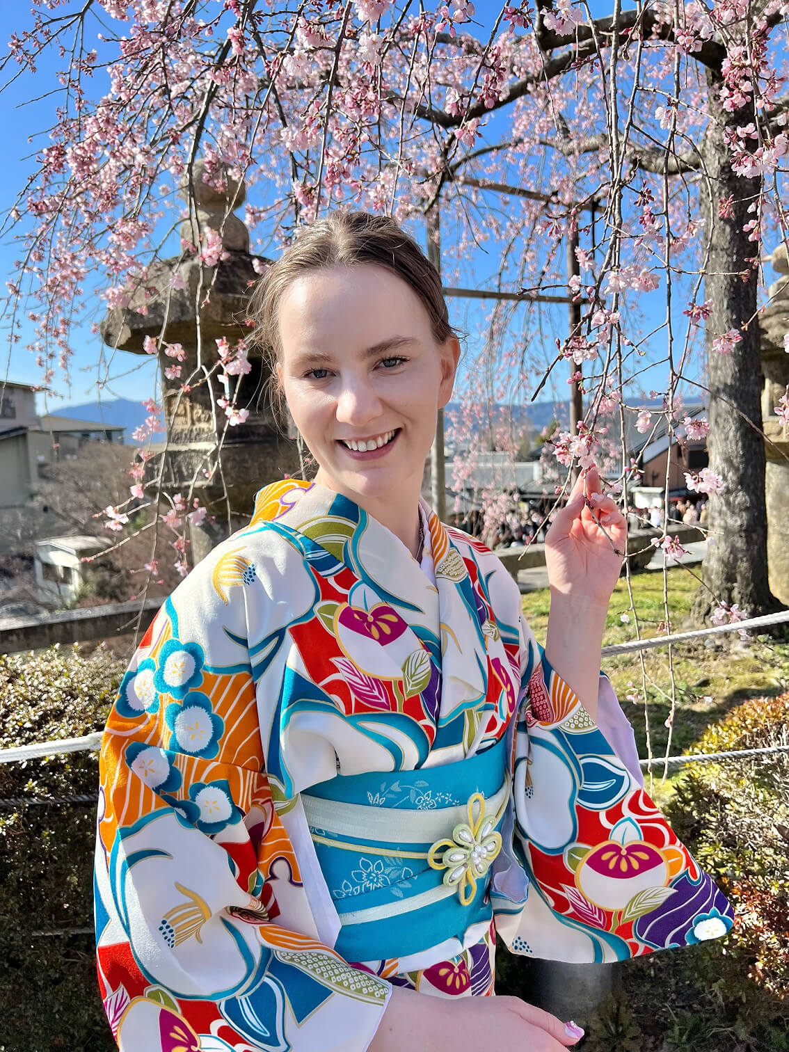 Inga Kitsing in kimono