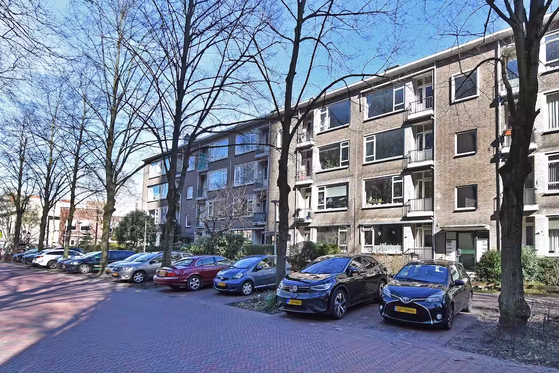 Louise Henriettestraat 52
