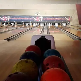 Le bowling, c’est toujours une activité conviviale qui plaît autant aux enfants qu’aux adultes.