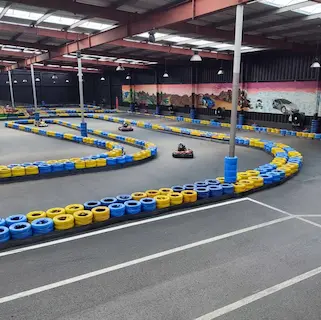 Kart System Bordeaux : découvre le karting en famille pour une sortie pleine de sensations