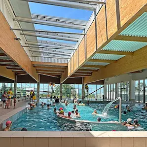 piscine de Lormont adaptée aux familles avec enfants