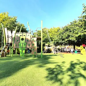 aire de jeux du Jardin des Barrières à Bordeaux