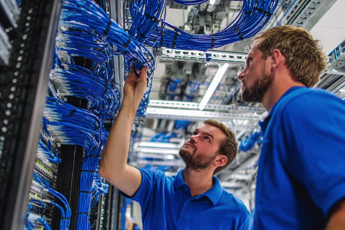 network cabling services in Los Angeles. Alcott Enterprises - IT innovation starts here.