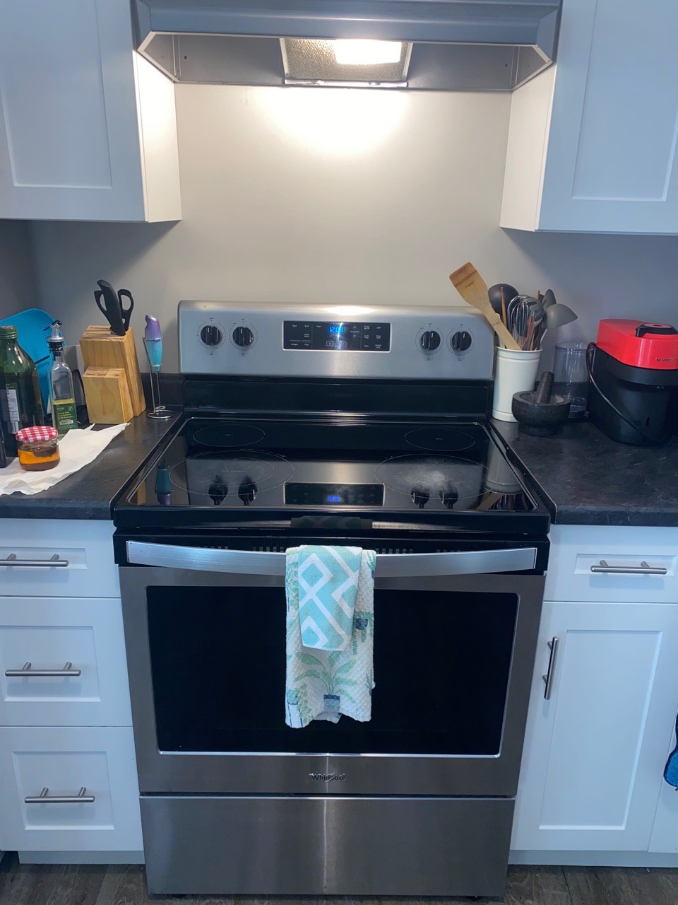 After photo of kitchen cleaning