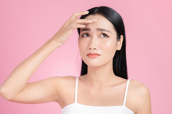 Shininess may be a sign of over exfoliated skin.