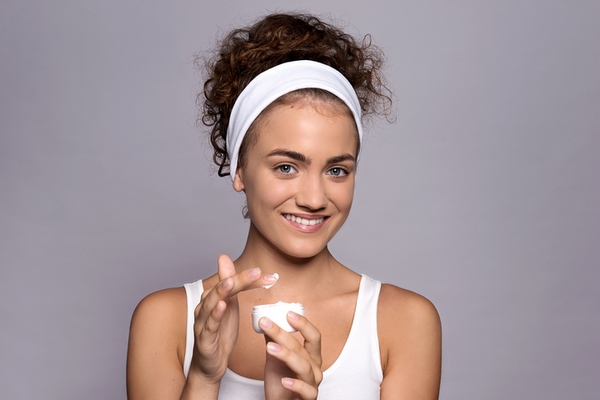 Moisturize your skin before exercising