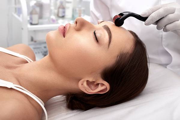 Many people use microneedling for acne scars removal and treatment.