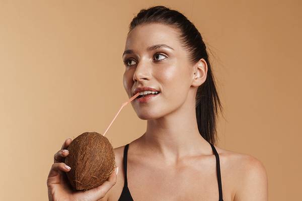 Food & drinks to reduce neck wrinkles