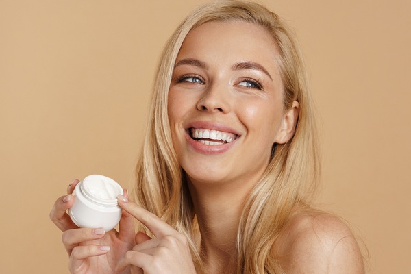 Use the best cream for wrinkles around mouth.