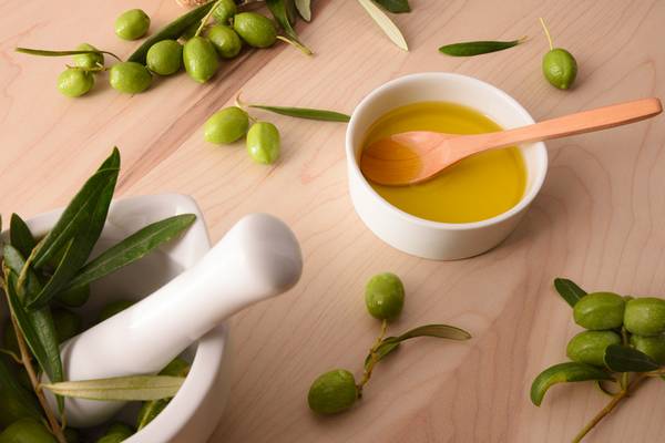 Olive oil and honey can treat dry skin patches on legs.