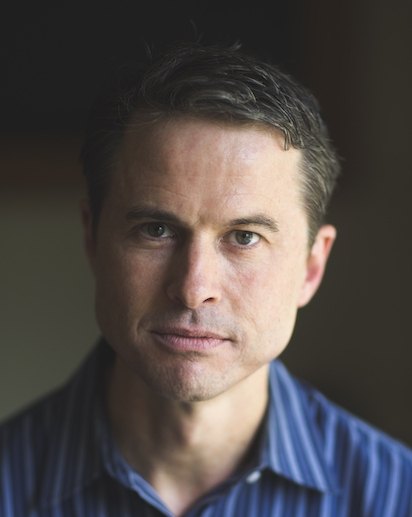 Dr. Brendan Nyhan