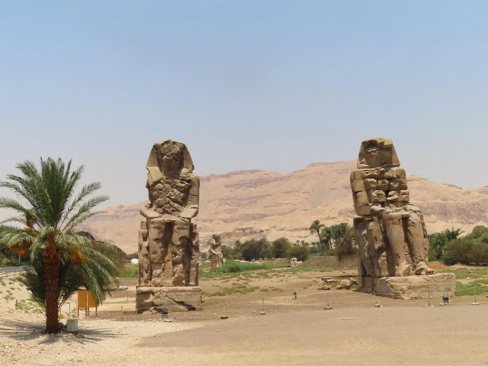 Luxor Tagestour - Tal der Koenige Karnak Tempel privater Ausflug mit Aegyptologen | KEMET Reisen