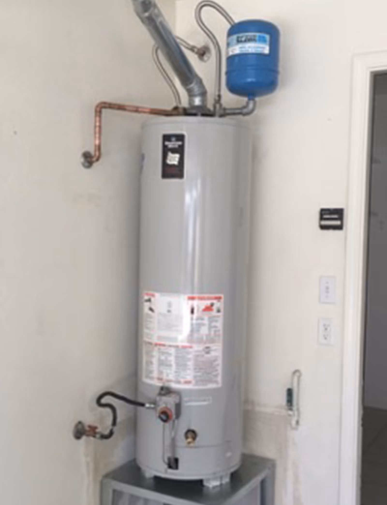 Fixture installations, installation of a water heater