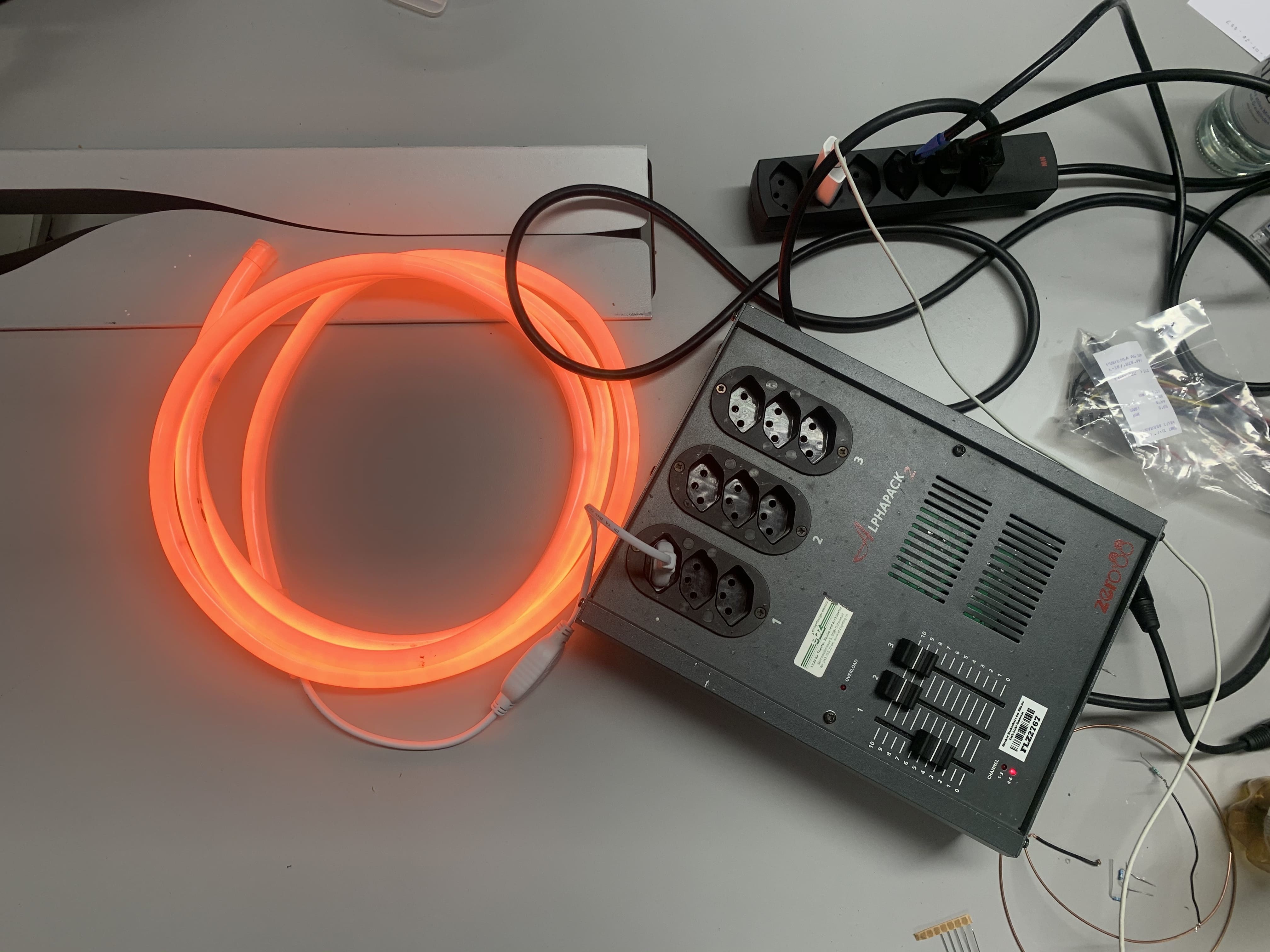 Light Tube Test