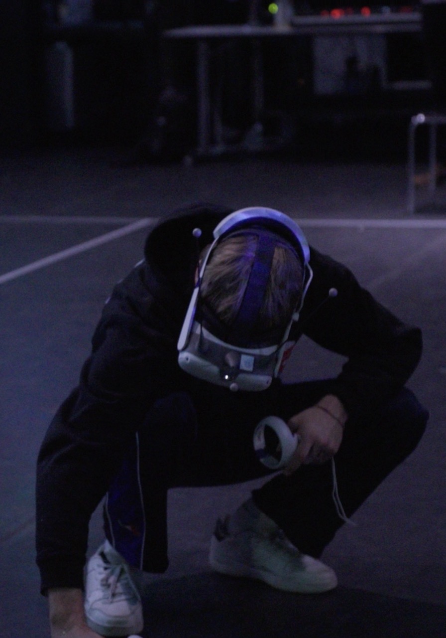 VR-player interaction