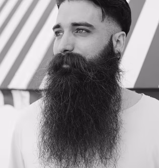 Natural vs Synthetic Products: What's Best For Beard Health