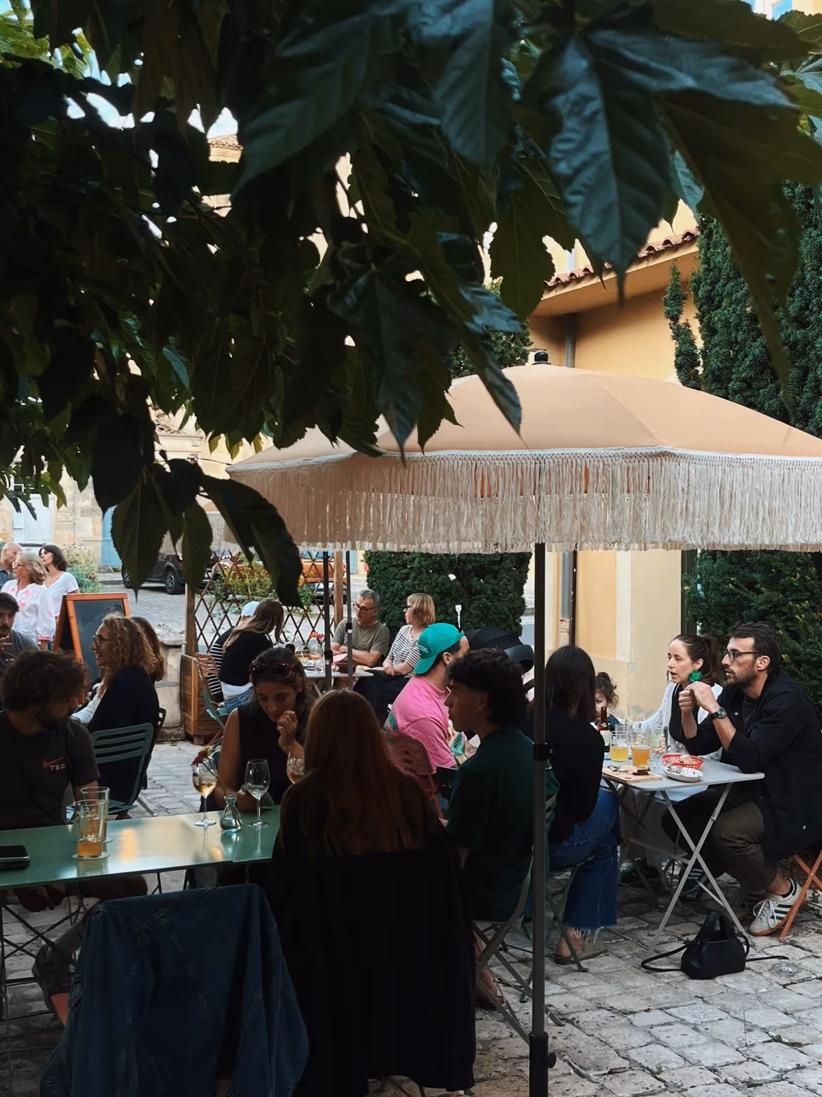 Terrace du bar Surella à Barsac