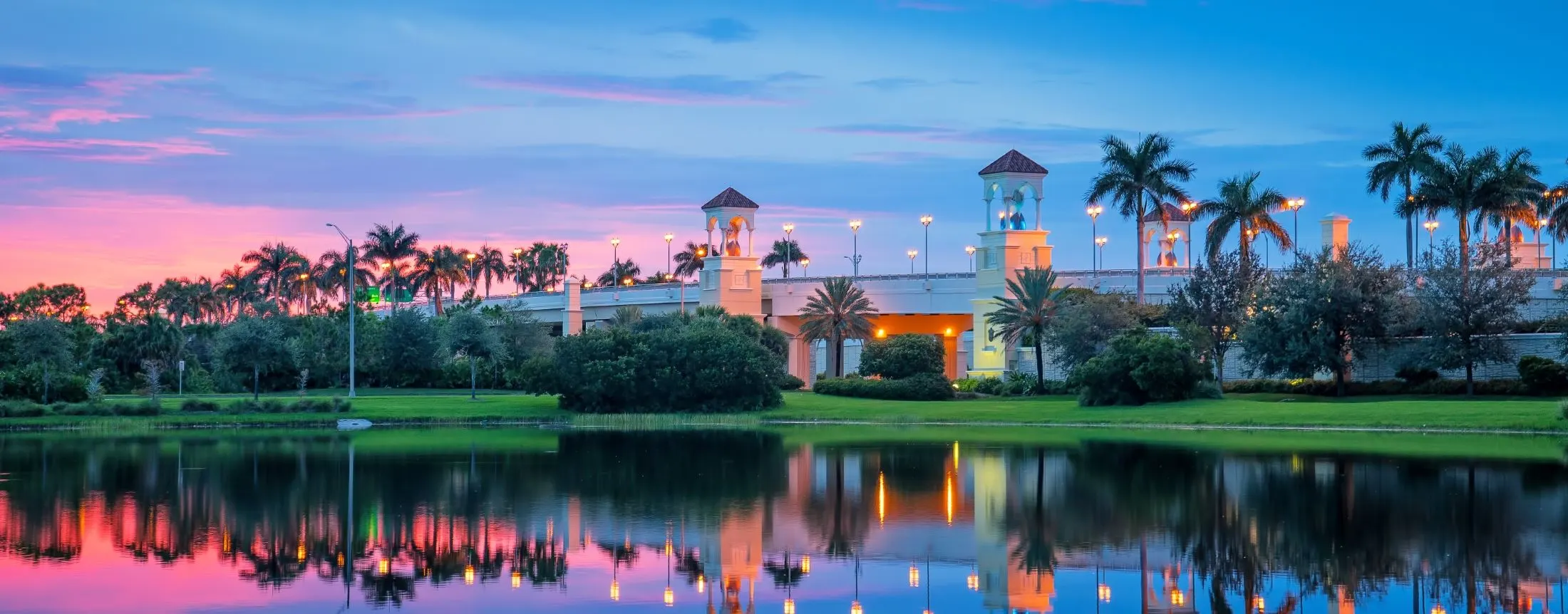 Luxury home contractor in Palm Beach Gardens, Florida building custom residences.