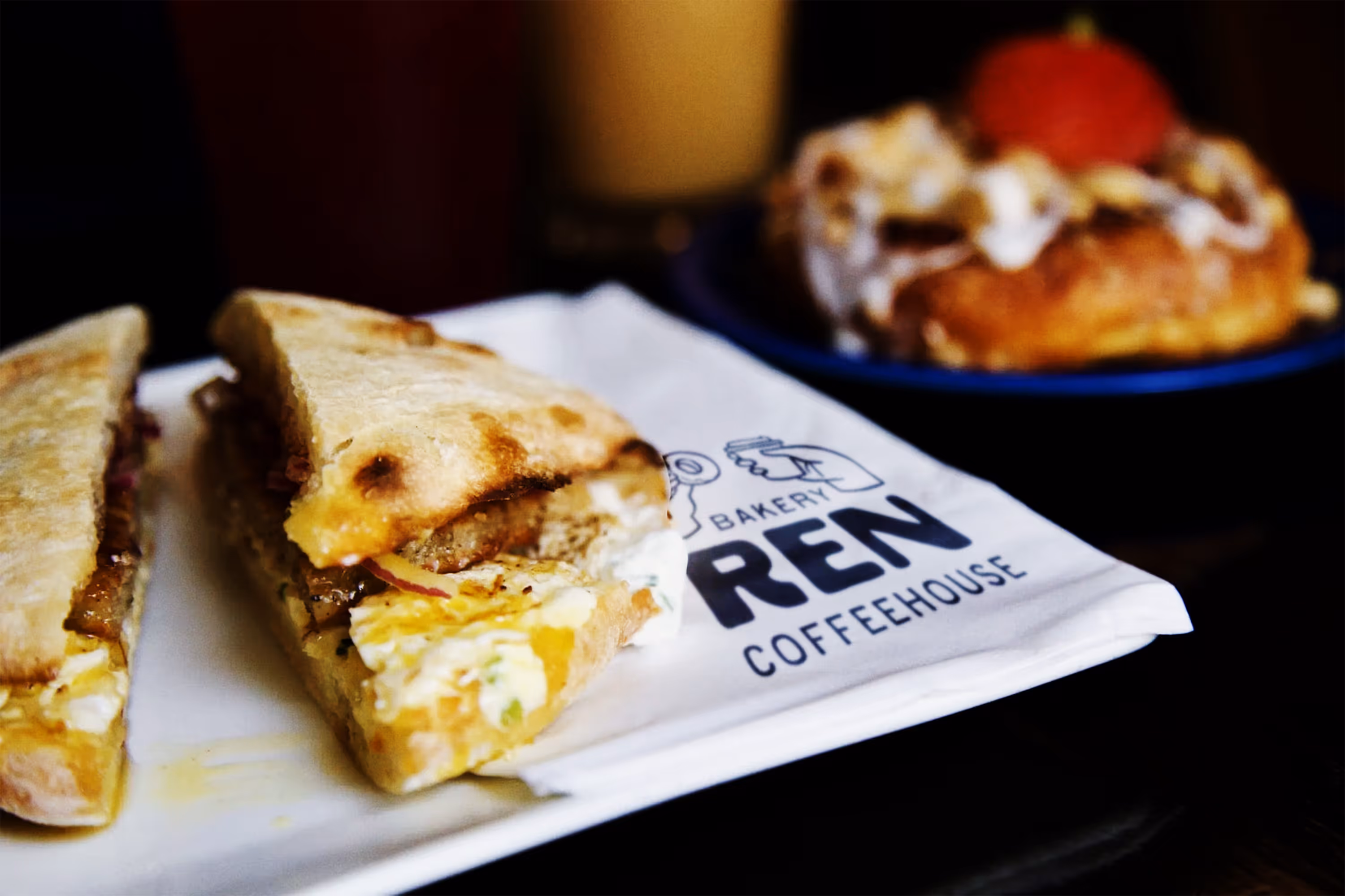 egg sandwich on plate in cafe