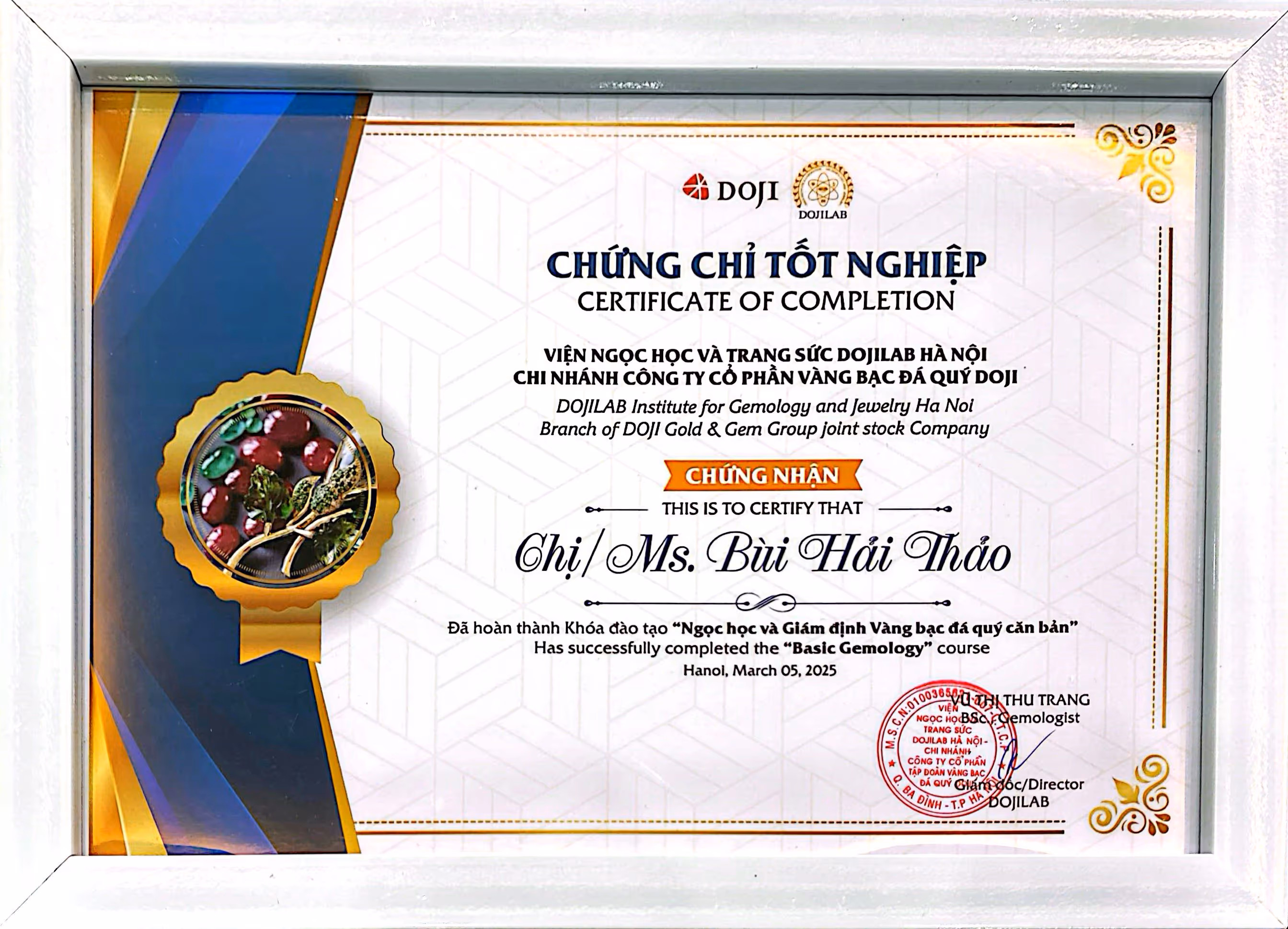 chứng chỉ tốt nghiệp Ngọc Học của Lucy Bui