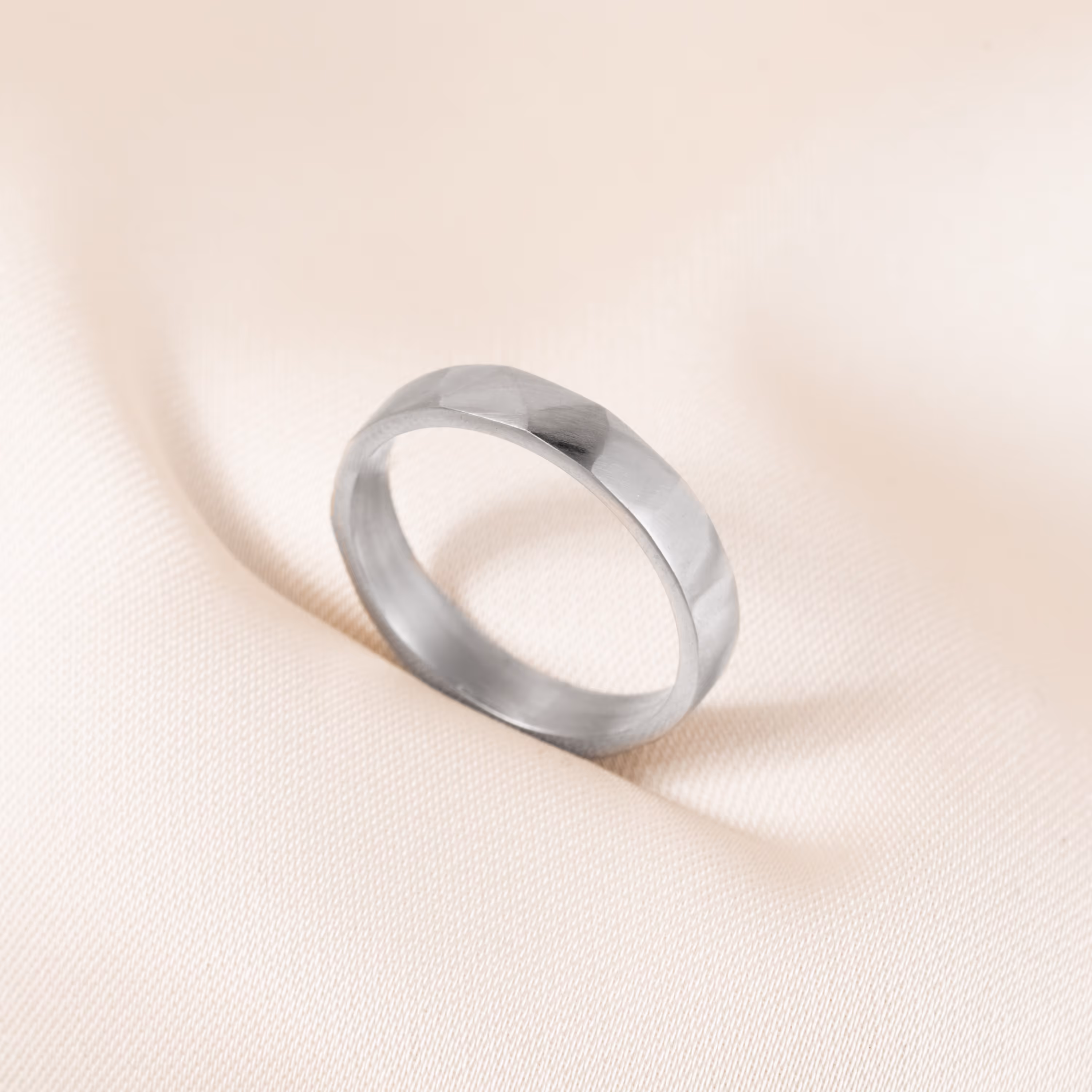 L5CR164 / L5CR163_Cặp nhẫn cưới Hammer