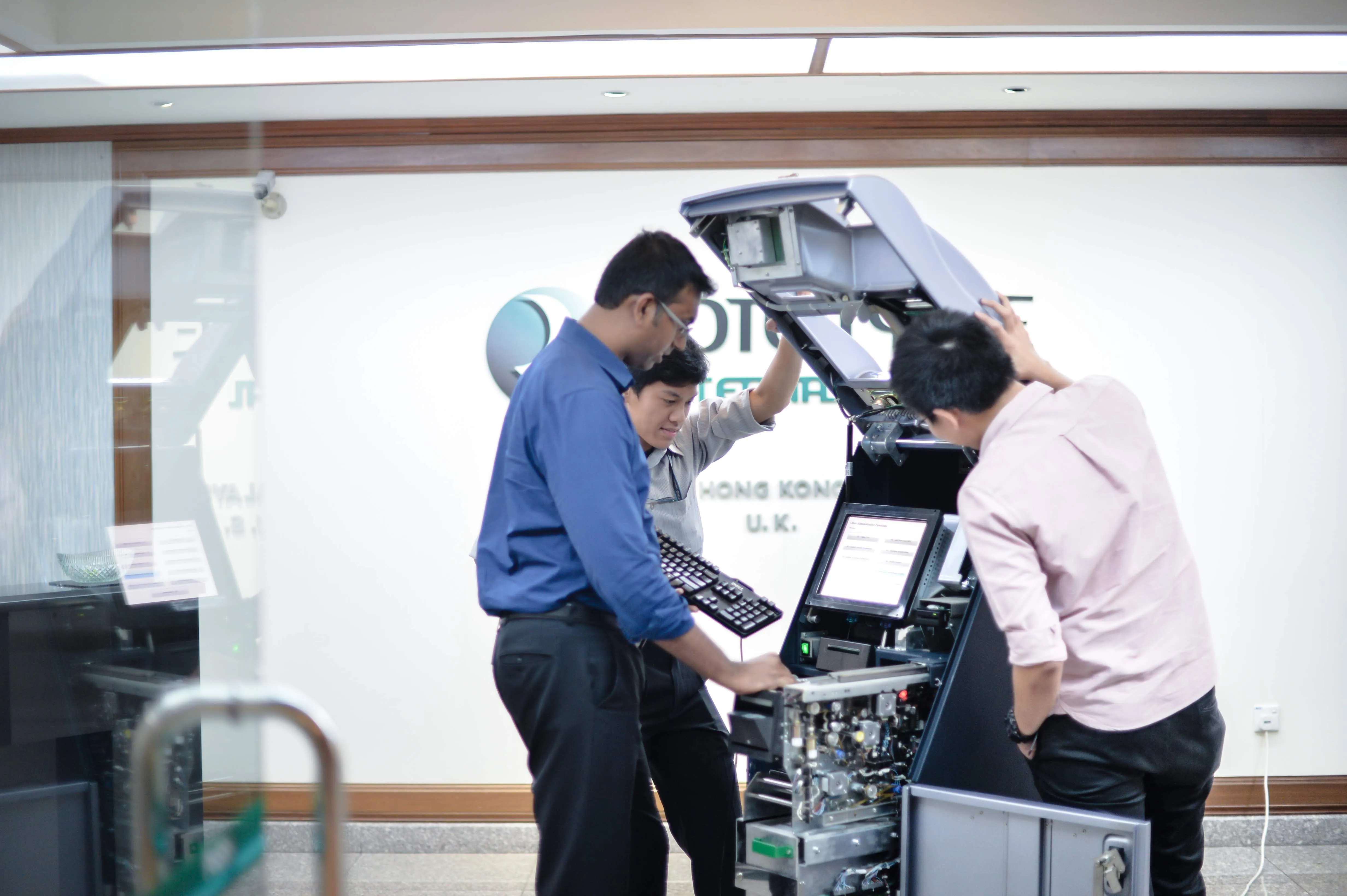 Compliance-Ready Cyber Defense for FSIs