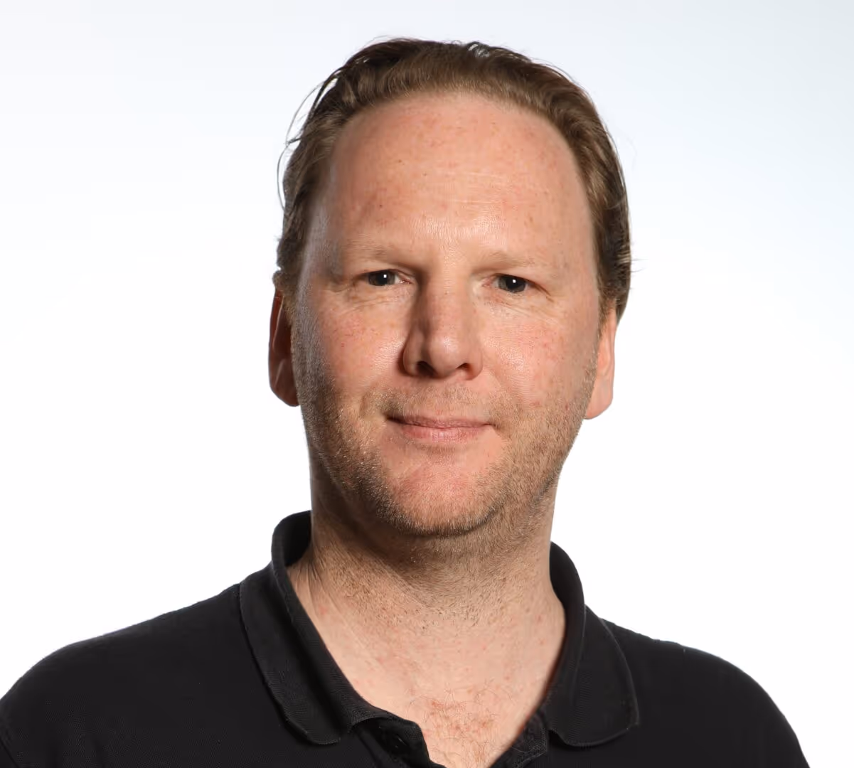 Hamish Johnson Headshot