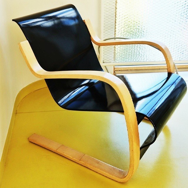 alvar aalto paimio chair in paimio hospital