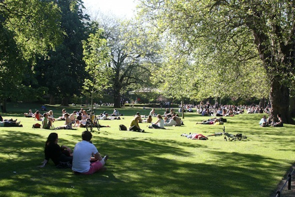 Stephens Green Park in Dublin, Ireland I @SatuVW I To Destination Unknown