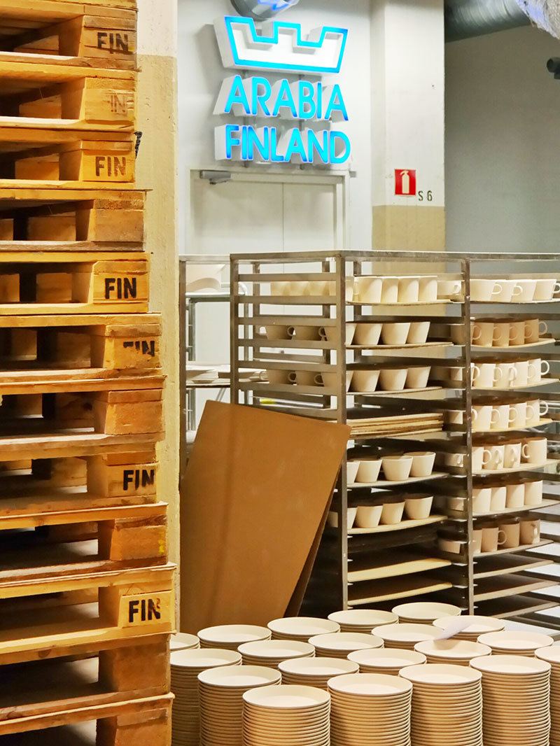 While many of the products are completely machine manufactured in the factory, there are still several products that are handmade. Most of the prints in the ceramics for example are hand-places into each product instead of printed with a machine. 