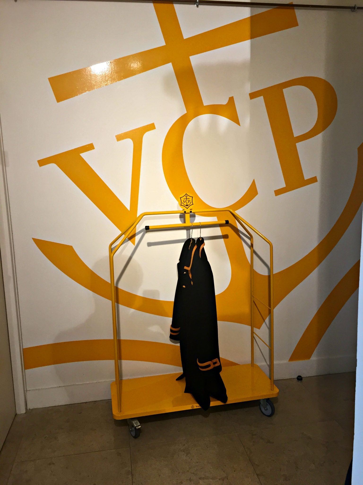 veuve logo