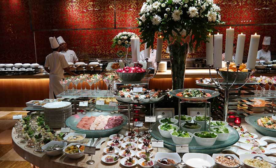 st-regis-dinner-buffet