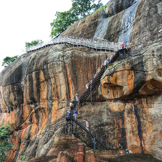 sri lanka sigiriya rock stairs