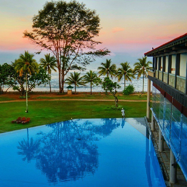 sri lanka cinnamon hotels beruwala beach
