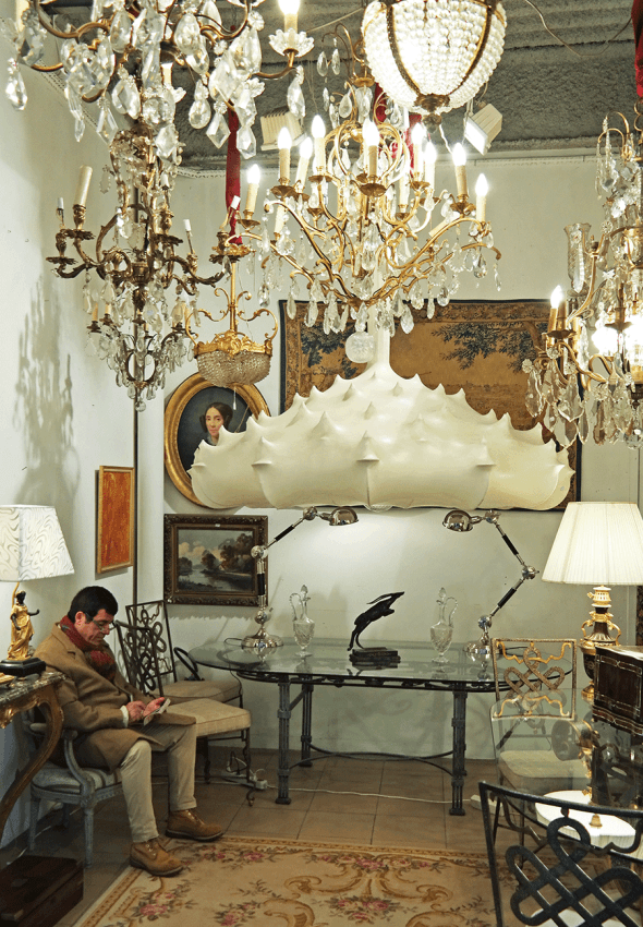 Marcel Wanders Zeppelin Chandelier